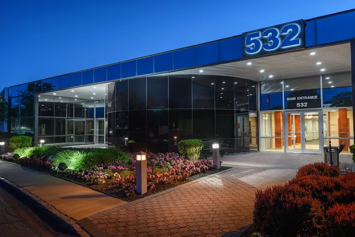 T. Weiss Realty Corp. Picture 4