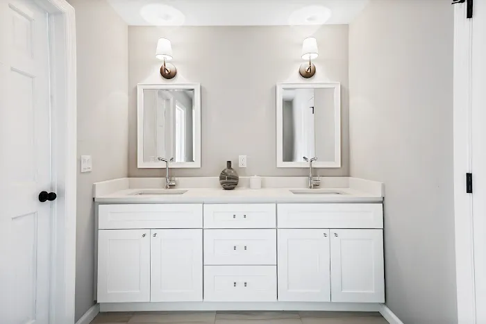 Astor Lane Realty Picture 3