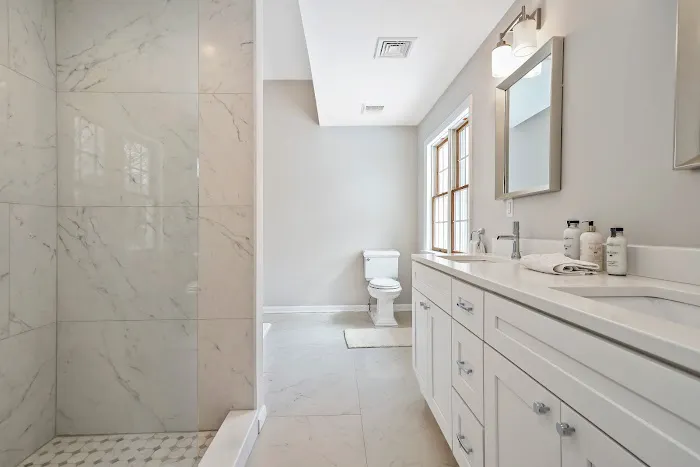 Astor Lane Realty Picture 9
