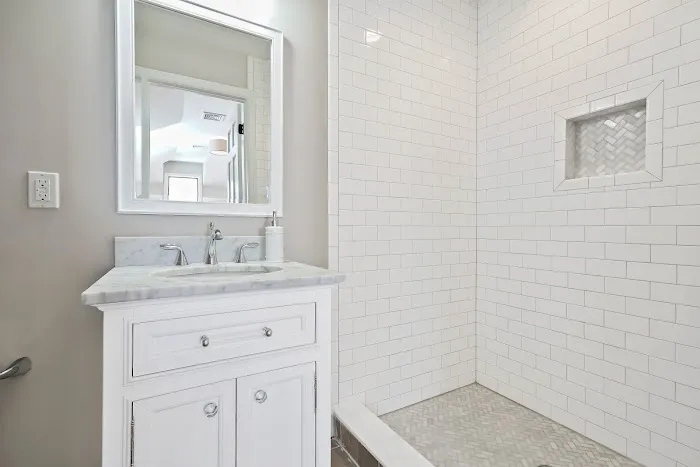 Astor Lane Realty Picture 7