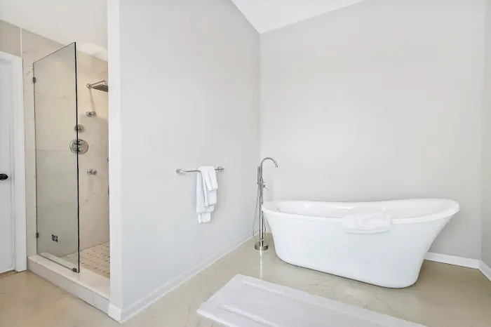Astor Lane Realty Picture 8