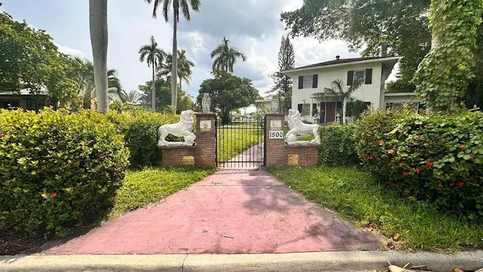 Bonaventura Realty Picture 2