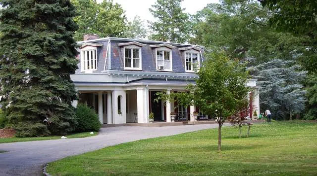 Julia B. Fee Sotheby's International Realty - Scarsdale Brokerage Picture 5