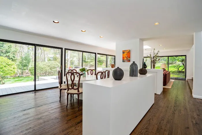 Scarsdale Real Estate Services, LLC Picture 1