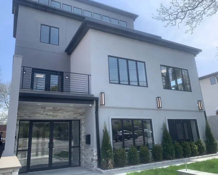 Orly Martinez NY Real Estate Picture 1