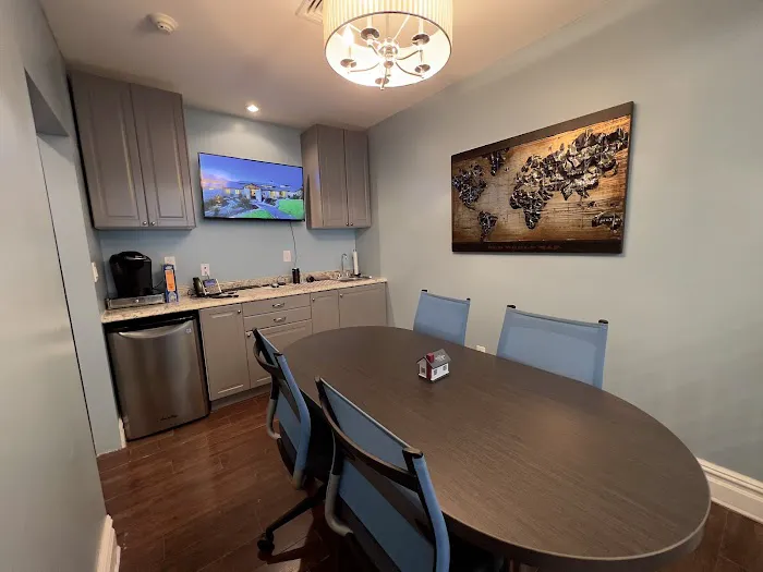 Better Homes and Gardens Real Estate Choice Realty Picture 9