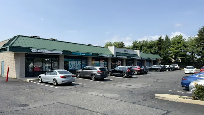 Ross Realty Picture 10