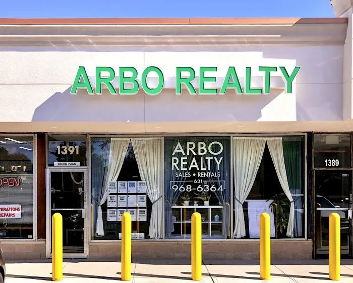 ARBO REALTY Picture 1