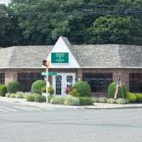 Howard Hanna | Coach Realtors - East Northport ico
