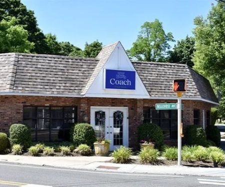 Matthew Vanek Realtor | Howard Hanna | Coach Realtors