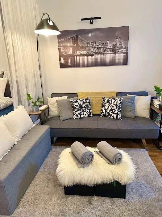 RB HOMES REALTY Picture 1
