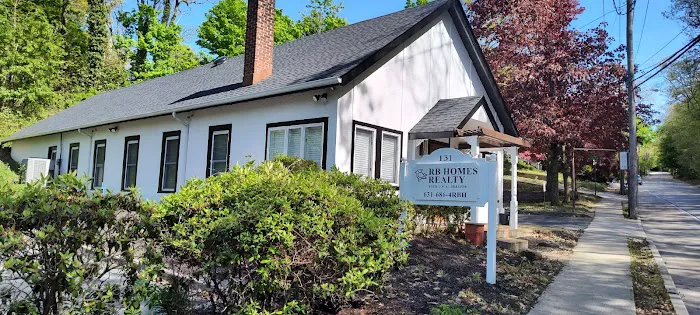 RB HOMES REALTY Picture 2