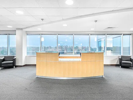 Regus - Hauppauge - 150 Motor Parkway Picture 5