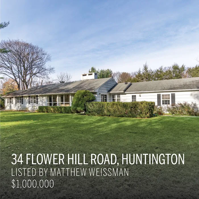Daniel Gale Sotheby’s International Realty - Huntington, NY Picture 2