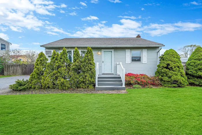 We Buy Homes In Long Island Picture 2
