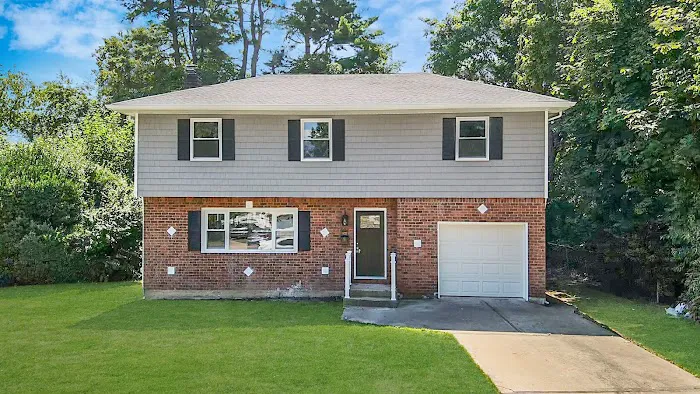 We Buy Homes In Long Island Picture 1