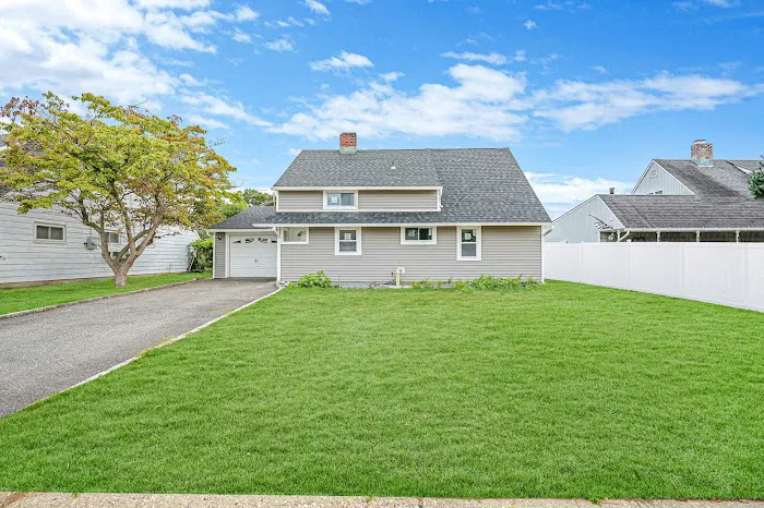 We Buy Homes In Long Island Picture 4