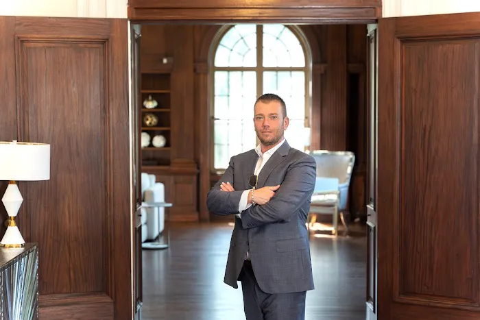 Daniel Gale Sotheby’s International Realty - Syosset/Muttontown, NY Picture 3