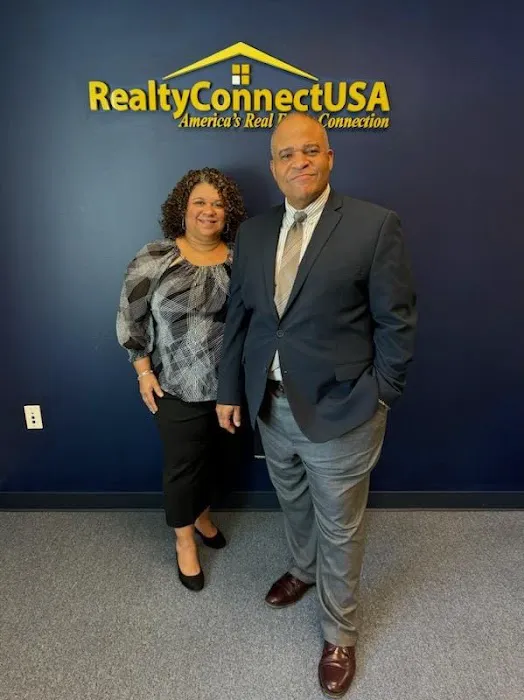 The Vargas-Johnson Team at Realty Connect USA Picture 2