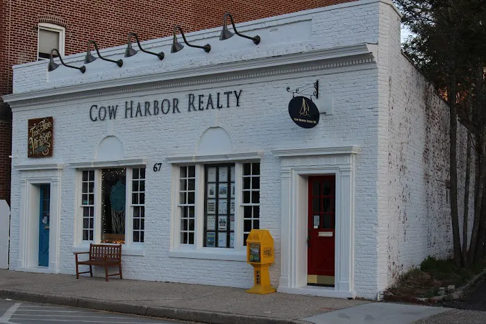 Cow Harbor Realty Picture 3