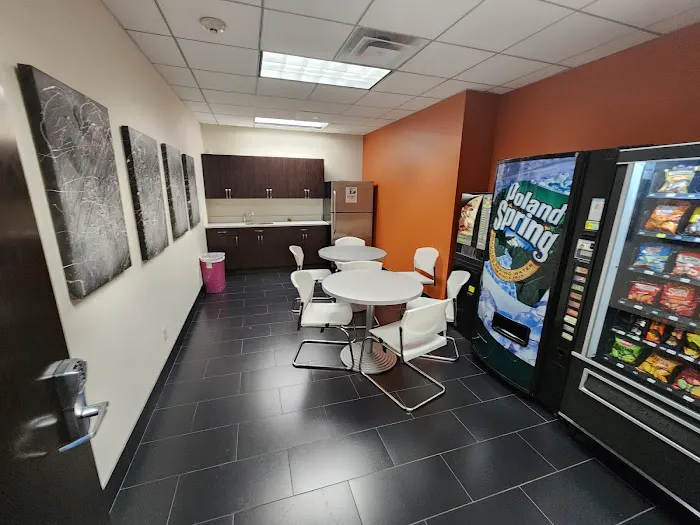 Premium Group Realty Picture 4