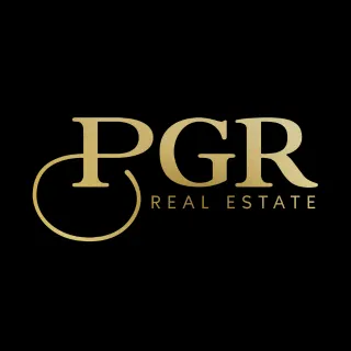 Premium Group Realty Picture 9