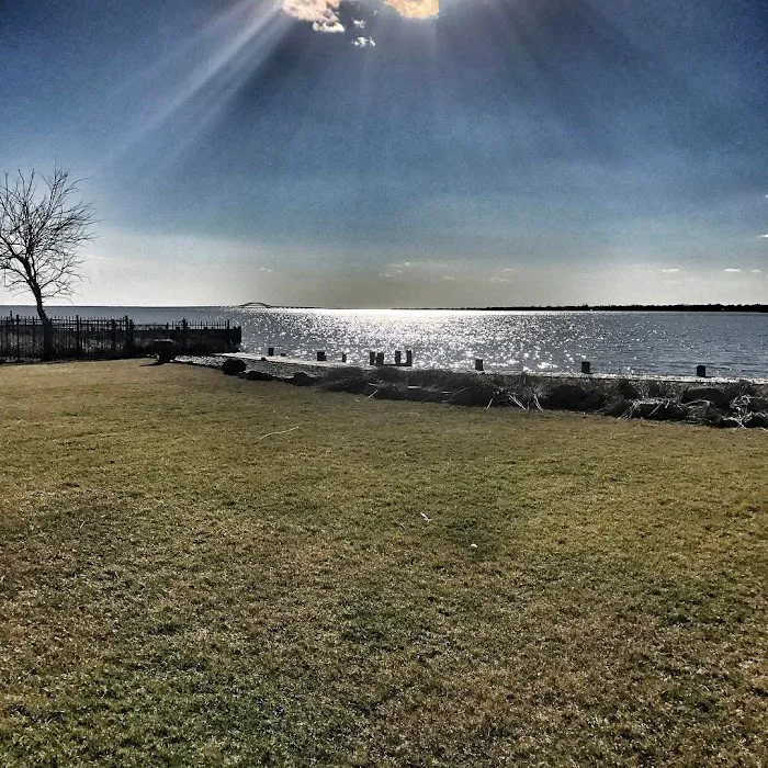SERHANT. South Shore Picture 10