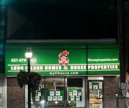 Long Island Homes & Horse Properties