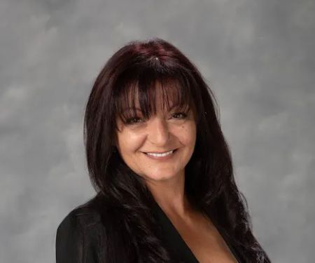 Lisa Anderson at Jones Hollow Realty Group