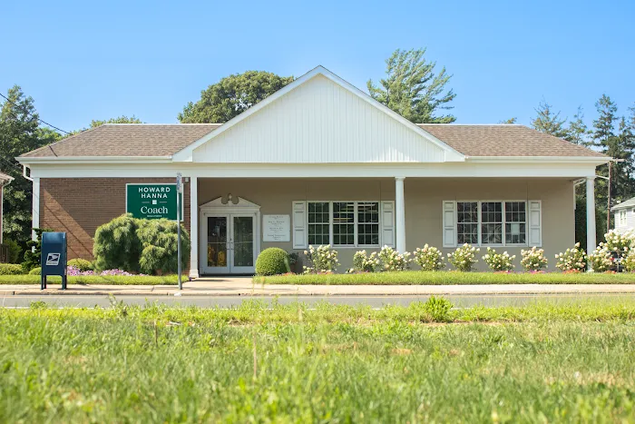 Howard Hanna | Coach Realtors - East Islip Picture 1