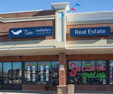 Daniel Gale Sothebyu2019s International Realty - Smithtown, NY