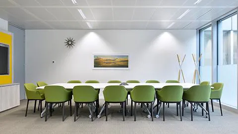 Regus Veterans Memorial Highway Picture 1