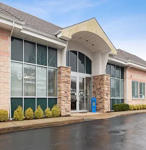 Douglas Elliman Real Estate Office in Smithtown, NY Picture 1