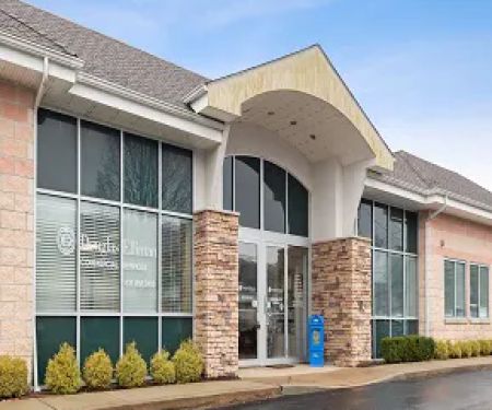 Douglas Elliman Real Estate Office in Smithtown, NY