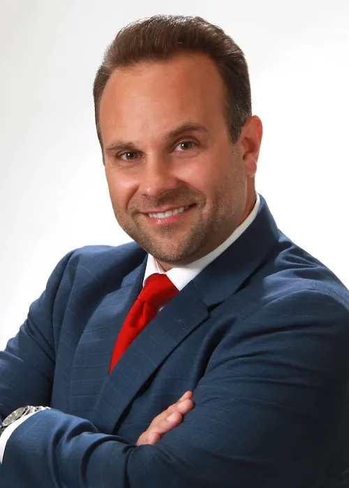Christopher Pesce - Douglas Elliman Commercial Long Island - Commercial Real Estate Broker Picture 1