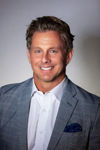 Michael G. Murphy-President of Douglas Elliman Commercial Real Estate, Long Island Picture 10
