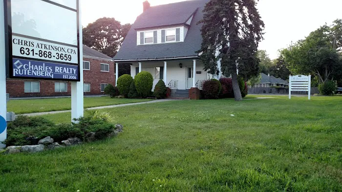 Charles Rutenberg Realty Sayville Picture 1