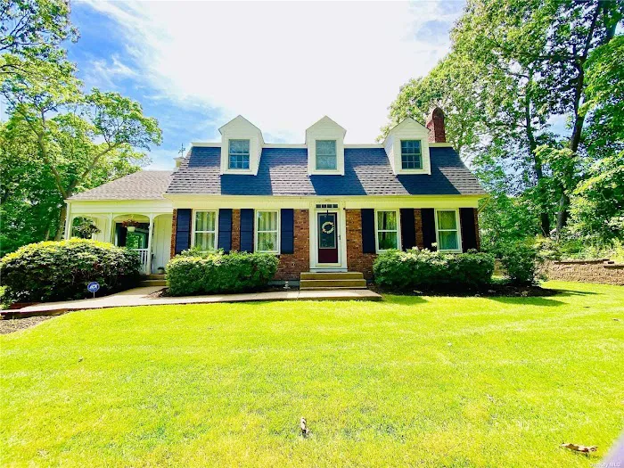 Leesa Byrnes Realty Picture 8