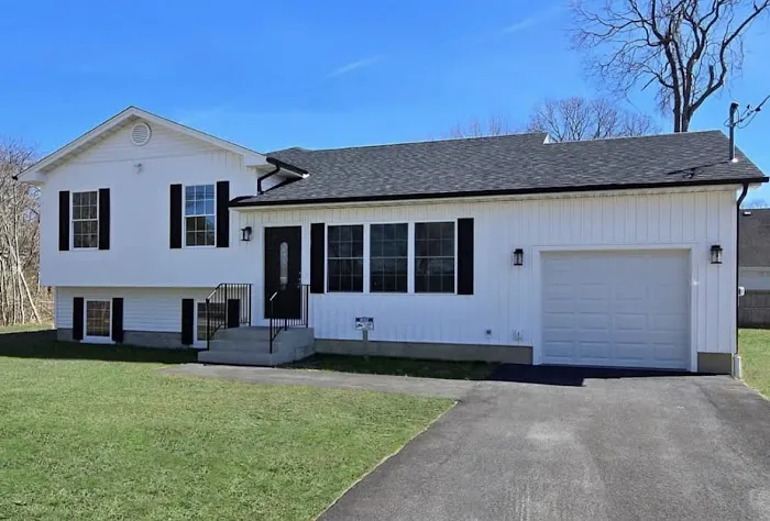 Leesa Byrnes Realty Picture 10