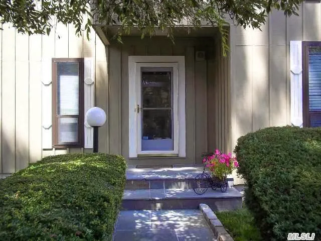 Dorothea (Dot) Legakis-Salvo Real Estate Picture 9