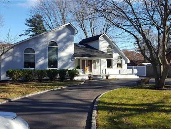 Cruzate Realty Group Picture 4