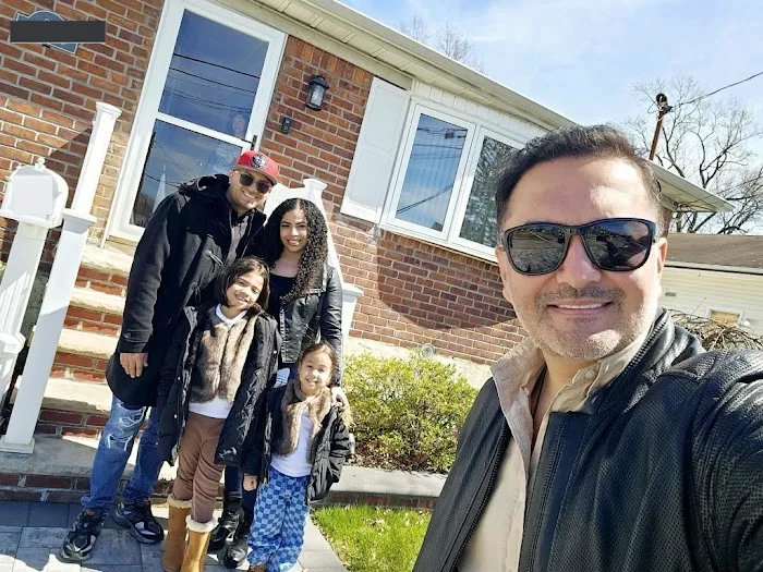 Buy and Rent New York Realty Picture 8
