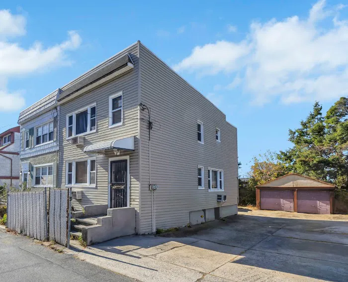 Realtors Suffolk County Picture 5