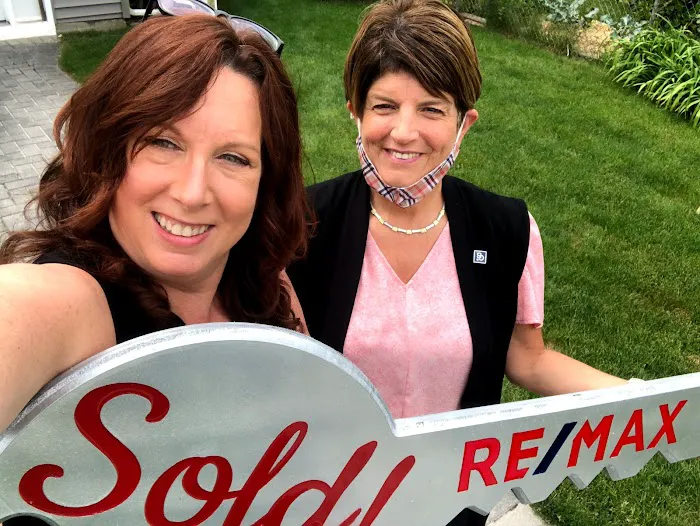 Selling Long Island with Karen Roth Picture 10