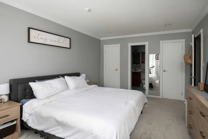 CENTURY 21 Anchor Real Estate Picture 8