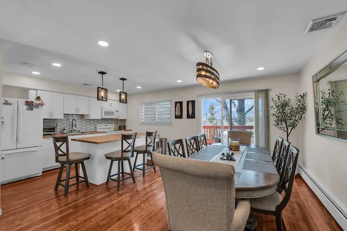 Marina Putova - Coldwell Banker M&D Good Life Picture 3