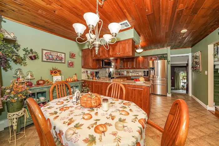 Michael Brucaleri Real Estate Picture 4