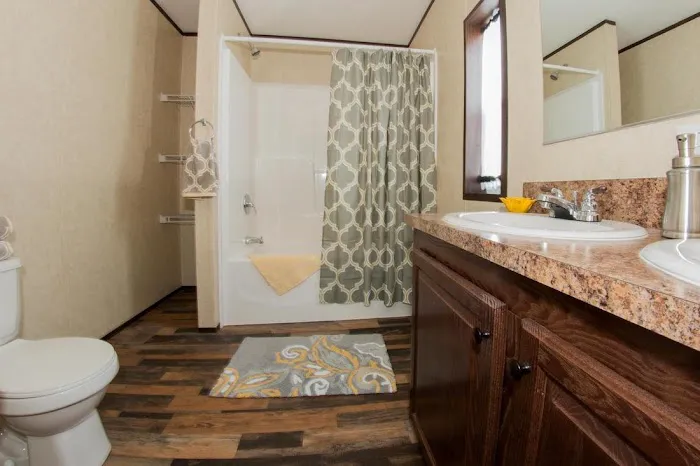 Long Island Mobile Home Leasing Picture 2