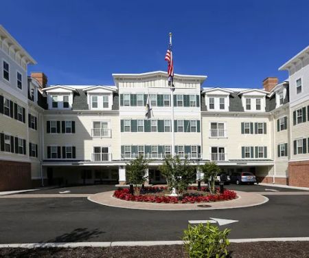 The Shipyard at Port Jefferson Harbor Apartments