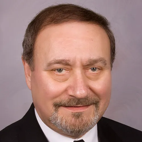 Giulio Zoffranieri, Associate Broker at Douglas Elliman Real Estate Picture 7